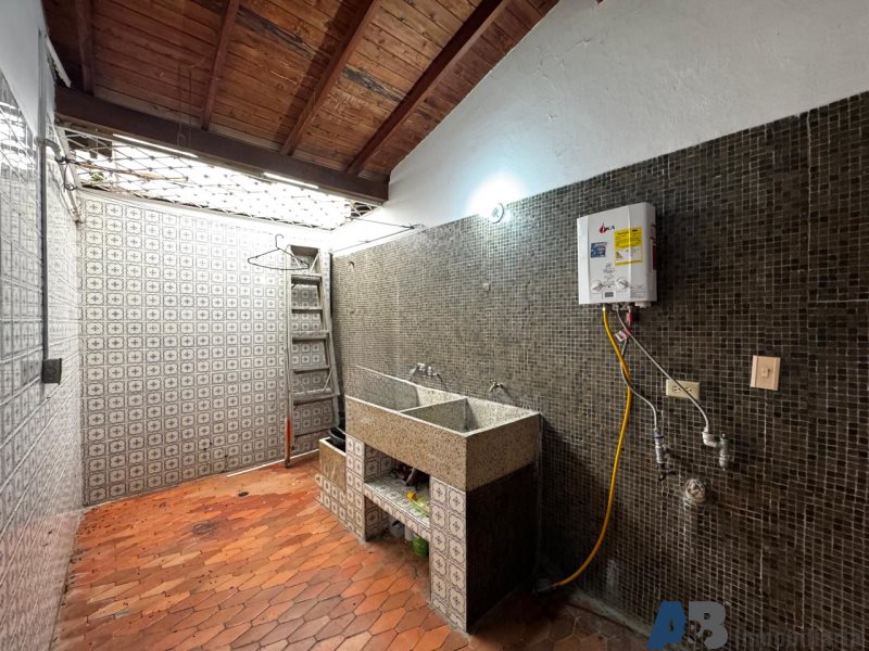 Casa en arriendo en El Poblado, Medellín · foto 18 de 22