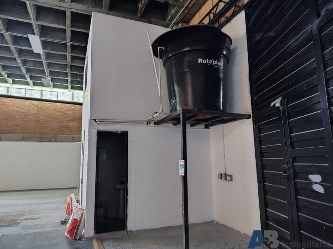 Bodega en arriendo en La Tablaza, La Estrella, 1200 m² · foto 5 de 16