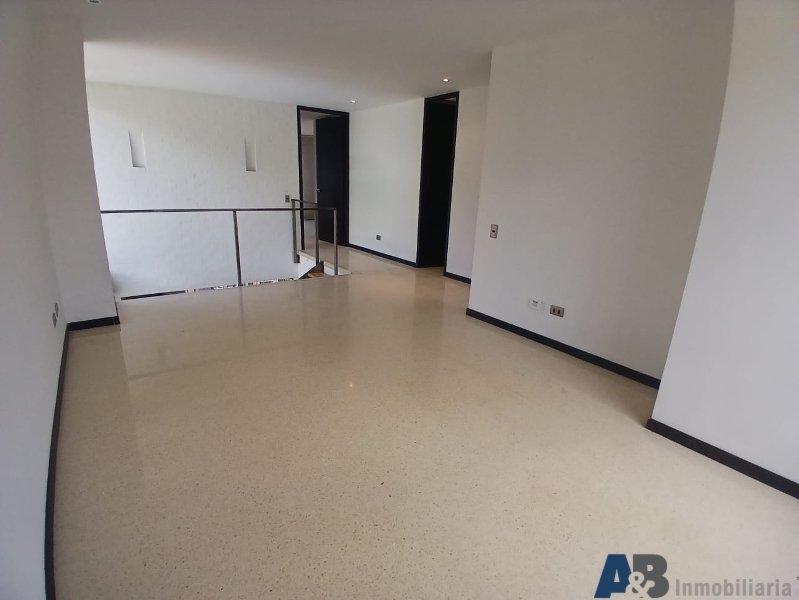 Apartamento en arriendo en El Poblado, Medellín · foto 9 de 19