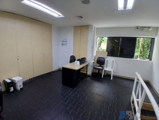 Local en arriendo en Los Naranjos, Medellín, 81 m² · foto 7 de 12