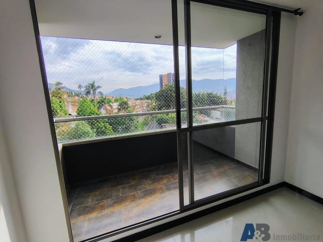 Apartamento de 3 alcobas en arriendo en Loma Del Esmeraldal, Envigado, 76 m² · foto 5 de 24