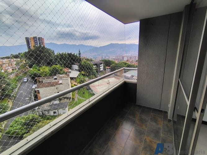 Apartamento de 3 alcobas en arriendo en Loma Del Esmeraldal, Envigado, 76 m² · foto 6 de 24