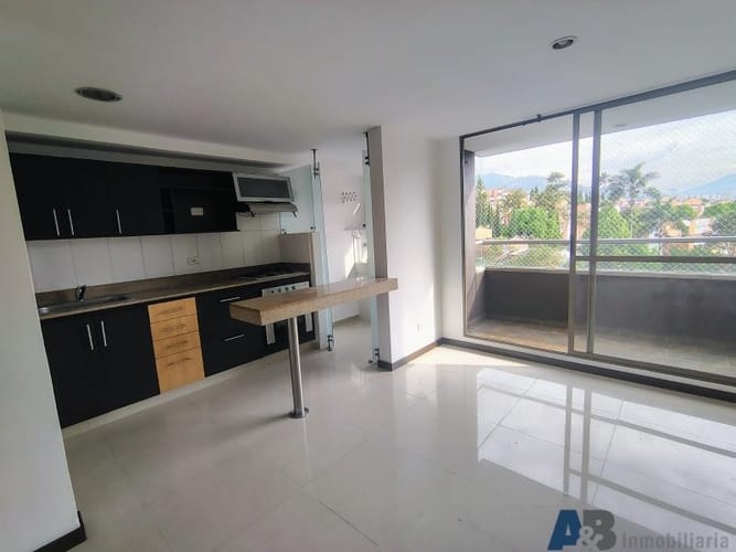 Apartamento de 3 alcobas en arriendo en Loma Del Esmeraldal, Envigado, 76 m² · foto 9 de 24