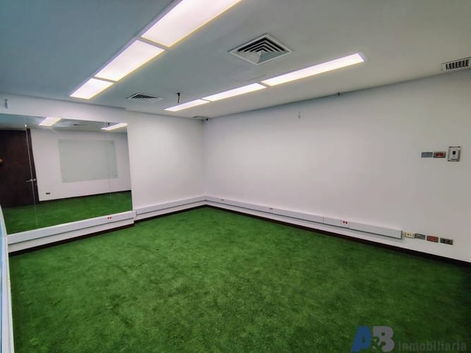 Oficina en arriendo en Villa Carlota, Medellín, 509 m² · foto 13 de 24