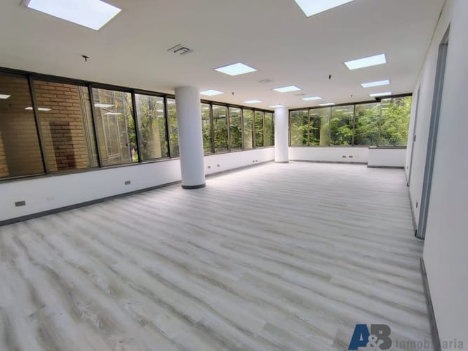 Oficina en arriendo en Castropol, Medellín, 70 m² · foto 9 de 12