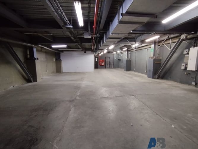 Bodega en arriendo en Cerro Nutibara, Medellín, 1950 m² · foto 5 de 13
