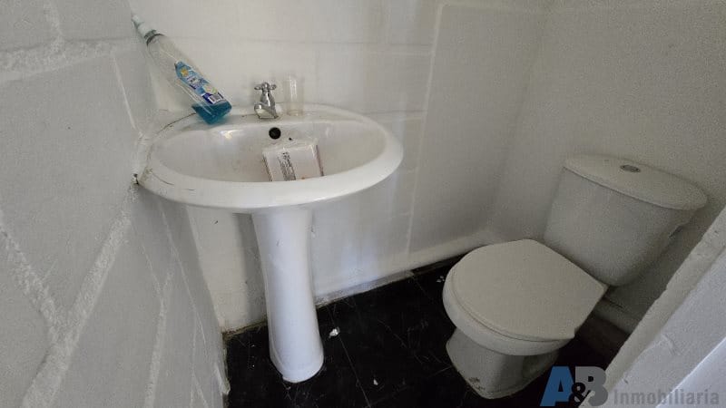Local en arriendo en Milan - Vallejuelos, Envigado, 20 m² · foto 7 de 7