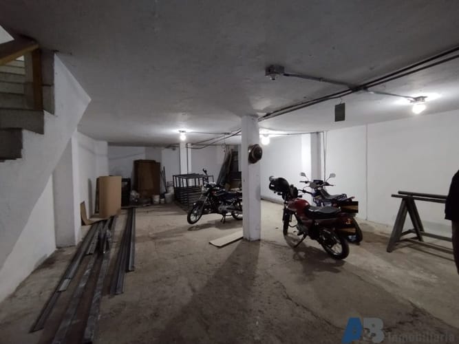 Bodega en arriendo en Perpetuo Socorro, Medellín, 1000 m² · foto 3 de 24