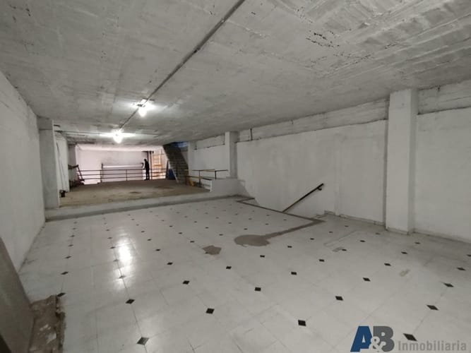 Bodega en arriendo en Perpetuo Socorro, Medellín, 1000 m² · foto 6 de 24