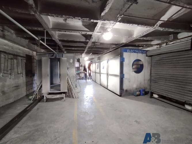 Bodega en arriendo en Perpetuo Socorro, Medellín, 1000 m² · foto 19 de 24