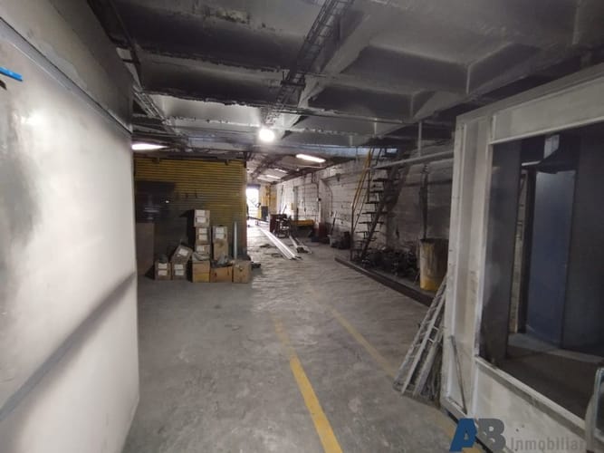 Bodega en arriendo en Perpetuo Socorro, Medellín, 1000 m² · foto 21 de 24