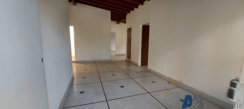 Oficina en arriendo en Calasanz, Medellín, 125 m² · foto 2 de 10