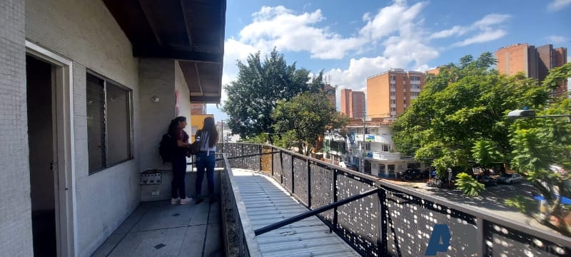 Oficina en arriendo en Calasanz, Medellín, 125 m² · foto 10 de 10