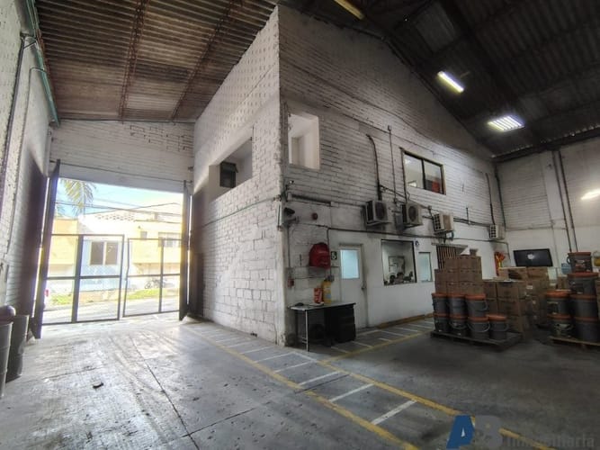 Bodega en arriendo en Zona Industrial No. 1, Itagüí, 920 m² · foto 2 de 7