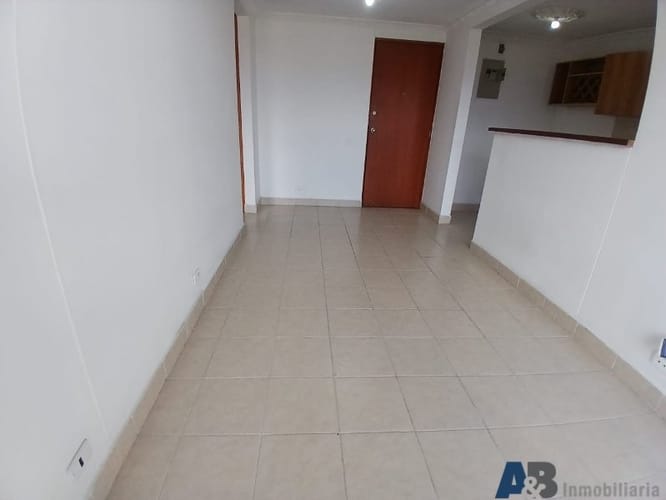 Apartaestudio en arriendo en Laureles, Medellín, 45 m² · foto 2 de 13