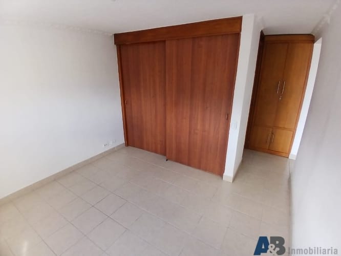 Apartaestudio en arriendo en Laureles, Medellín, 45 m² · foto 8 de 13