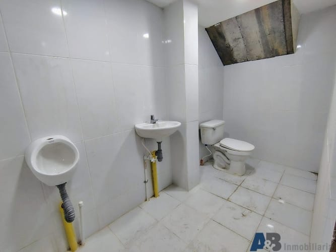 Local en arriendo en Estadio, Medellín, 110 m² · foto 12 de 12