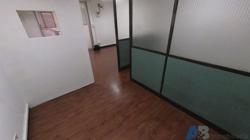 Local en arriendo en Villanueva, Medellín, 20 m² · foto 3 de 7