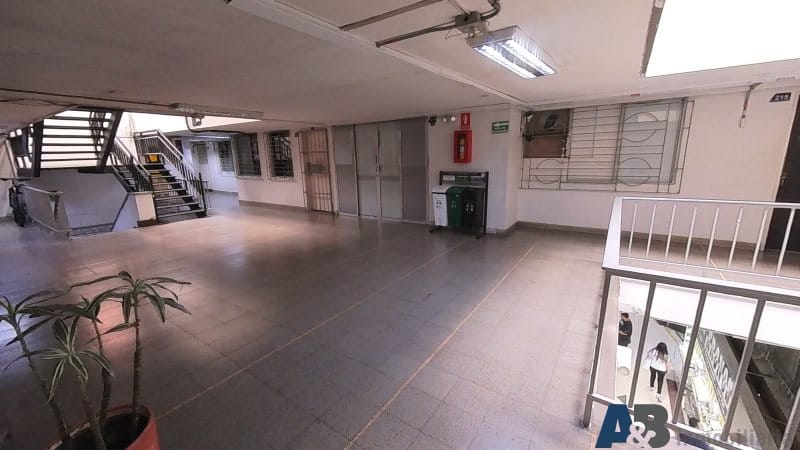 Local en arriendo en Villanueva, Medellín, 20 m² · foto 6 de 7