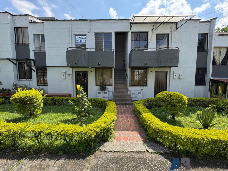 Apartamento en Arriendo en Viviendas del Sur, Itaguí en Viviendas Del Sur