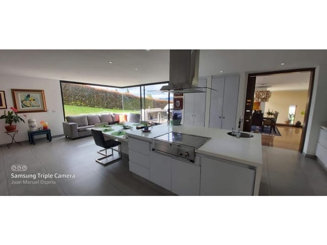 Casa de 5 alcobas en venta en Altamar, La Calera, 750 m² · foto 3 de 24