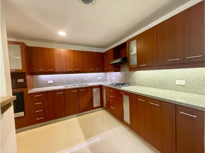 Apartamento de 3 alcobas en venta en Cumbres, Envigado, 156 m² · foto 5 de 22