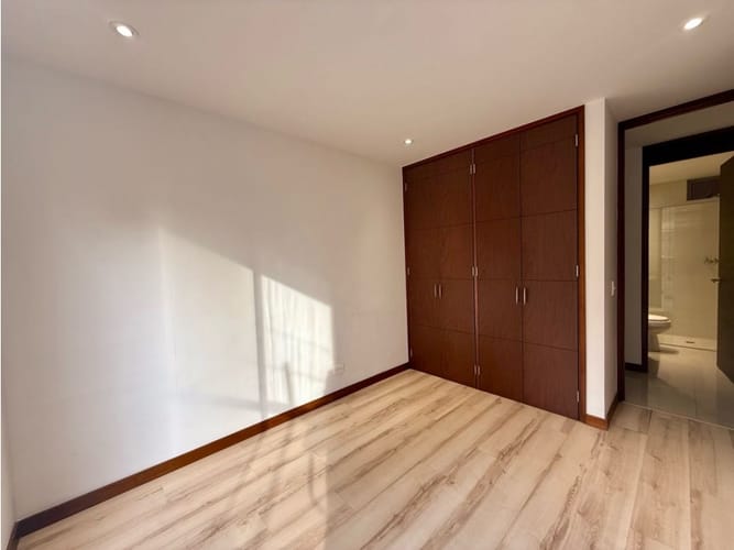 Apartamento de 3 alcobas en venta en Cumbres, Envigado, 156 m² · foto 10 de 22