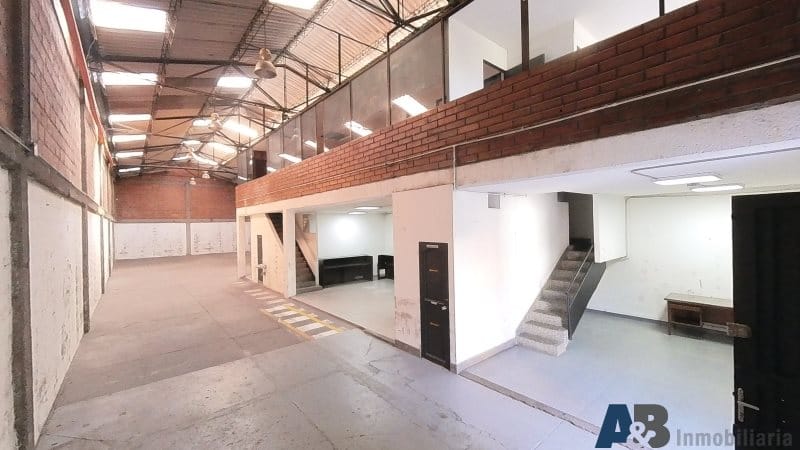 Bodega en arriendo en El Chagualo, Medellín, 500 m² · foto 4 de 20