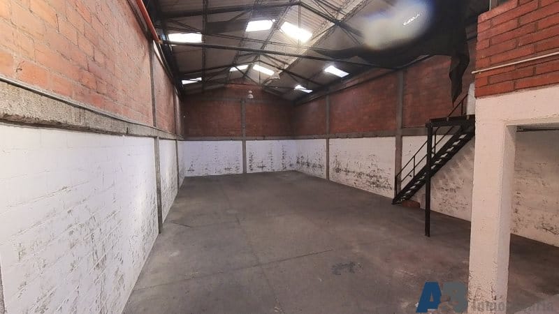 Bodega en arriendo en El Chagualo, Medellín, 500 m² · foto 5 de 20
