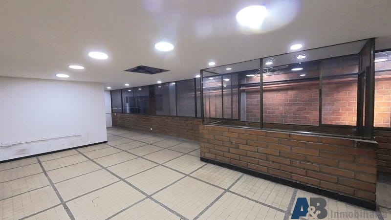 Bodega en arriendo en El Chagualo, Medellín, 500 m² · foto 11 de 20