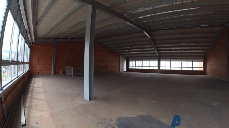 Bodega en arriendo en Calasanz, Medellín, 290 m² · foto 2 de 7