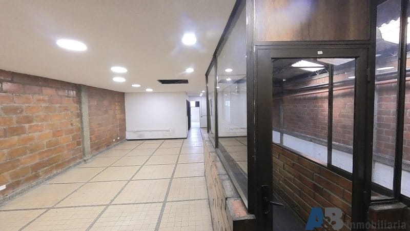 Bodega en arriendo en El Chagualo, Medellín, 500 m² · foto 12 de 20