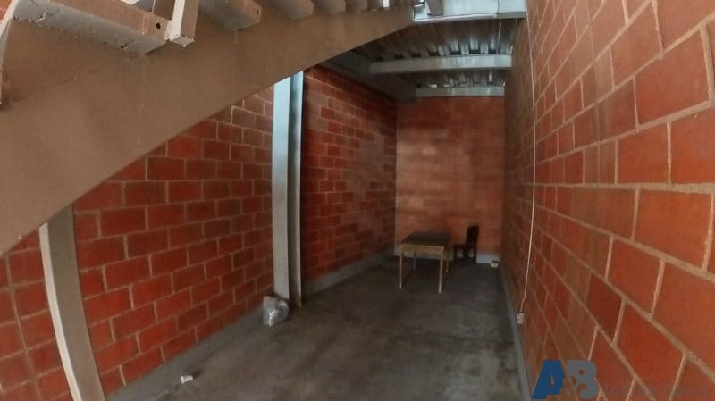 Bodega en arriendo en Calasanz, Medellín, 290 m² · foto 7 de 7