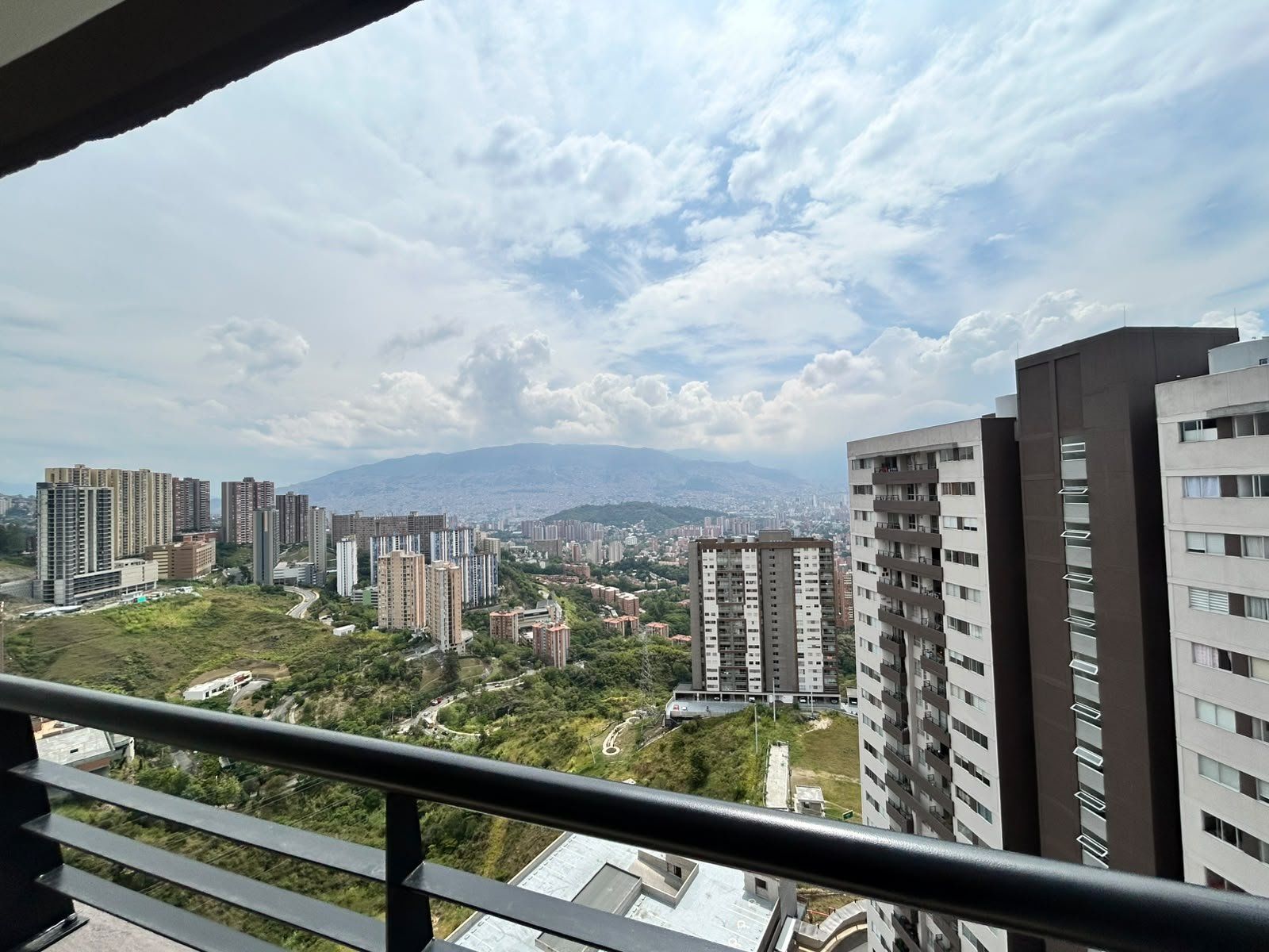 Apartamento en arriendo en Calasanz, Medellín · foto 11 de 11