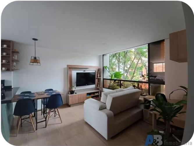 Apartamento de 1 alcoba en arriendo en Los Colores, Medellín, 45 m² · foto 3 de 15