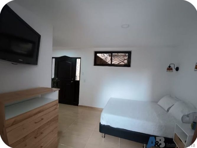 Apartamento de 1 alcoba en arriendo en Los Colores, Medellín, 45 m² · foto 11 de 15