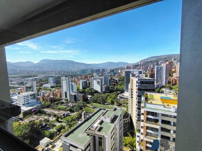 Oficina en arriendo en Los Balsos, Medellín, 97 m² · foto 12 de 12