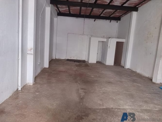 Bodega en arriendo en El Chagualo, Medellín, 180 m² · foto 3 de 11
