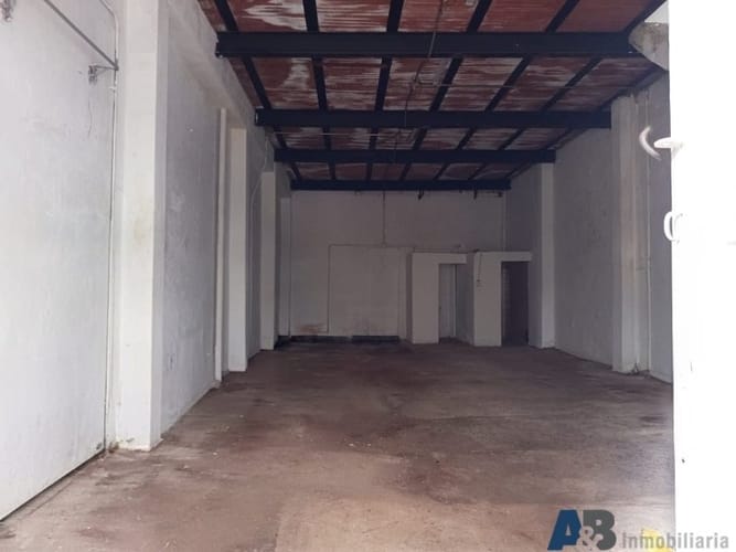 Bodega en arriendo en El Chagualo, Medellín, 180 m² · foto 4 de 11