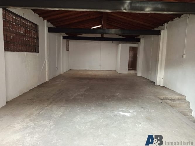 Bodega en arriendo en El Chagualo, Medellín, 180 m² · foto 7 de 11