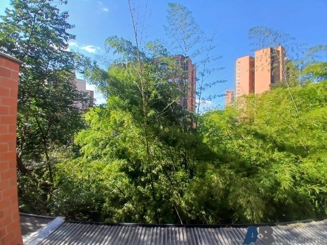Apartamento de 3 alcobas en arriendo en Loma Del Esmeraldal, Envigado, 105 m² · foto 21 de 24