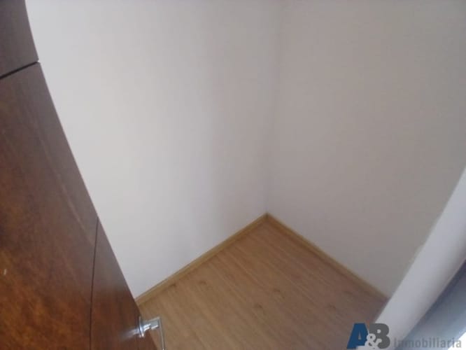 Oficina en arriendo en Los Balsos, Medellín, 74 m² · foto 8 de 12