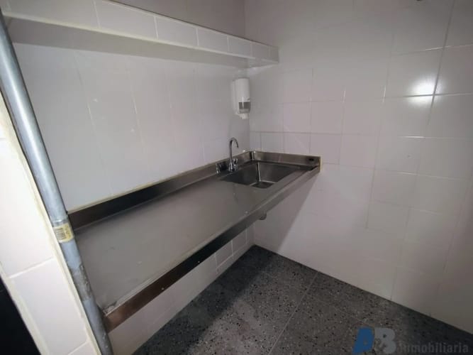 Oficina en arriendo en El Poblado, Medellín, 178 m² · foto 6 de 7