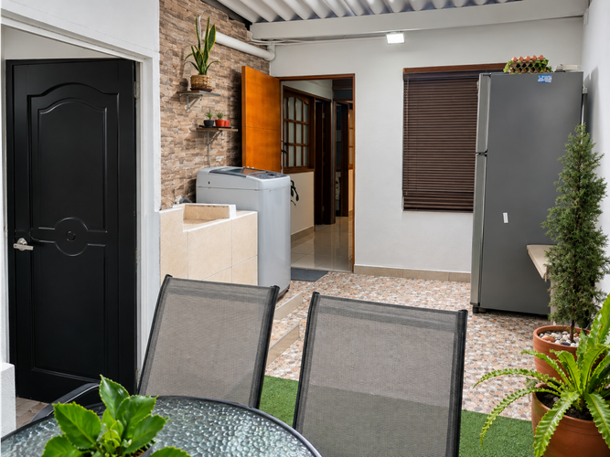 Casa de 8 alcobas en venta en 25 De Mayo, Armenia, 140 m² · foto 20 de 24