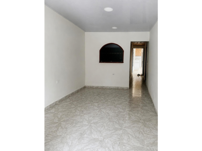 Casa de 8 alcobas en venta en 25 De Mayo, Armenia, 140 m² · foto 24 de 24