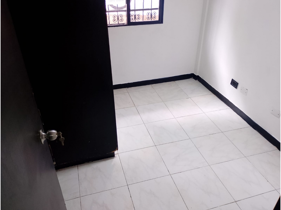Apartamento en venta en Boston, Medellín · foto 3 de 12