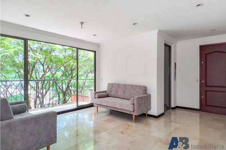 Apartamento de 3 alcobas en arriendo en La Florida, Medellín, 132 m² · foto 3 de 13