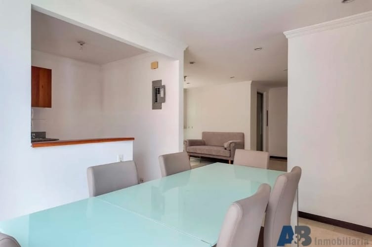Apartamento de 3 alcobas en arriendo en La Florida, Medellín, 132 m² · foto 5 de 13
