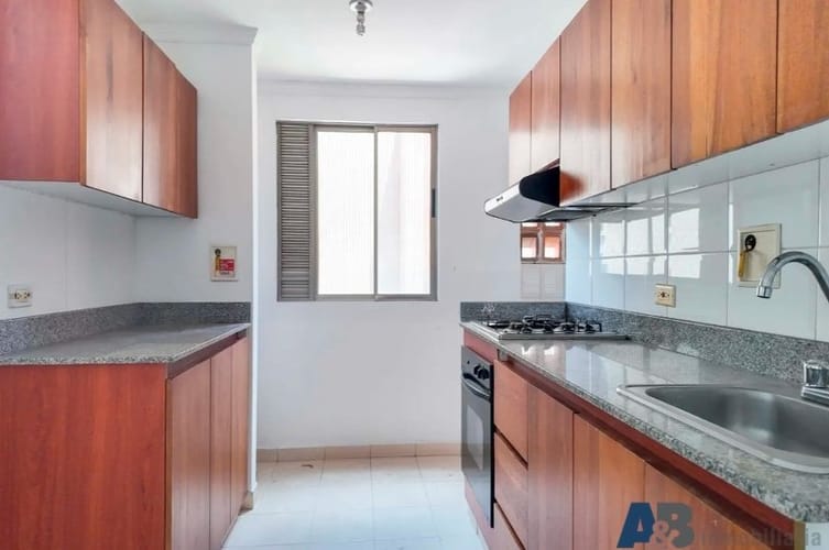 Apartamento de 3 alcobas en arriendo en La Florida, Medellín, 132 m² · foto 11 de 13