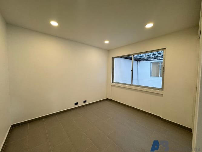 Local en arriendo en Simon Bolivar, Medellín, 200 m² · foto 8 de 20